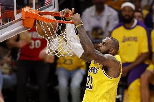 Skip：為何詹姆斯能賺到創(chuàng)造歷史的5.81億高薪？因為他從不降薪