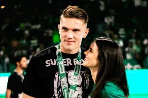 ??約克雷斯與演員女友分手，原因竟是轉(zhuǎn)會后想擺脫葡萄牙的束縛