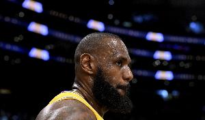 Skip：41歲的LBJ 你就不能只拿兩三千萬以此提升湖人奪冠機會？