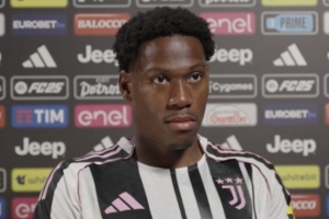 專家：尤文簽下戴維是一筆出色的引援，他和穆阿尼能搭檔得很好