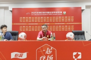 趙發(fā)慶：比分是隊(duì)員們努力的結(jié)果 戰(zhàn)術(shù)圍繞穆謝奎和多米尼克進(jìn)行