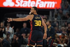 刨掉heaves出手上季三分圈會發(fā)生啥？約基奇?? 庫里又過4成??