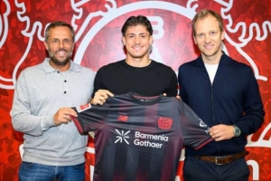 官方：勒沃庫森U19從奧格斯堡青訓簽下17歲攻擊手達斯汀-巴克