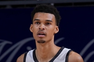 狀元都慢熱？弗拉格夏聯(lián)首秀21中5 文班亞馬首秀13中2僅得9分