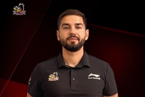 官宣：正式聘請來自俄羅斯的羅馬-馬特維耶夫擔(dān)任江蘇男籃訓(xùn)練師