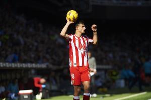 TA：狼隊(duì)接近簽下阿爾梅里亞邊后衛(wèi)布比利，轉(zhuǎn)會(huì)費(fèi)預(yù)計(jì)1500萬(wàn)歐