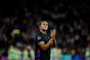 英格蘭女足主帥：不讓卡特首發(fā)出于戰(zhàn)術(shù)考慮，與種族歧視事件無(wú)關(guān)