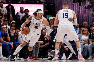 約基奇：阿隆-戈登是我生涯碰到的前五球員 他還是一個(gè)很好的朋友