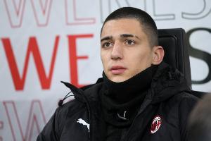 記者：阿伯丁商談引進(jìn)拉澤蒂奇，米蘭愿出售球員&保留轉(zhuǎn)售分成