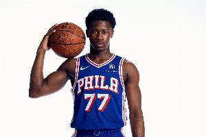 埃奇庫姆：我很幸運被真正的爭冠隊選中 76人保持健康就能奪冠