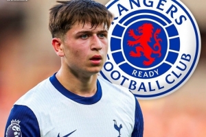 羅馬諾：蘇超流浪者接近租借熱刺17歲邊鋒摩爾，無買斷選項(xiàng)