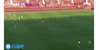 超遠(yuǎn)吊射空門(mén)！勝利門(mén)將超巨失誤傳球給對(duì)手，阿爾梅里亞2-2扳平