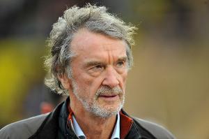 隊(duì)報(bào)：盡管在轉(zhuǎn)會(huì)市場投入不足，但英力士集團(tuán)不會(huì)出售尼斯