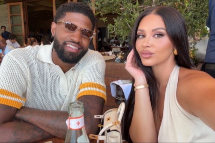 太愜意啦??保羅-喬治老婆曬度假片段@PG：比心~