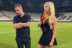 不敢看??礦工主帥圖蘭采訪時不敢直視美女記者，這一幕火遍外網(wǎng)