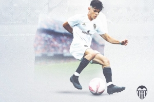 官方：瓦倫西亞22歲邊鋒弗蘭-佩雷茲轉(zhuǎn)會(huì)巴列卡諾，簽約4年