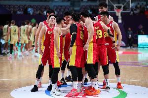 媒體人：中國男籃幾乎通過一己之力 贏得了來自大洋洲的尊重！