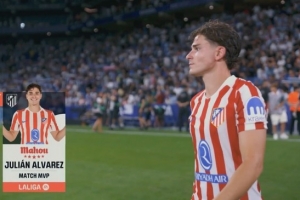 任意球圓月彎刀！阿爾瓦雷斯當(dāng)選西班牙人2-1馬競(jìng)?cè)珗?chǎng)最佳球員