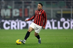 德天空：利茲聯(lián)和米蘭接近就奧卡福轉(zhuǎn)會達(dá)成協(xié)議，費(fèi)用約2000萬歐