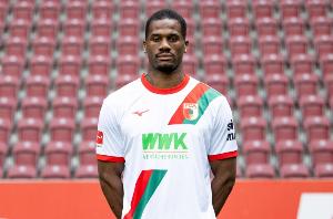 隊(duì)報：盧卡庫將傷缺至少三個月，那不勒斯考察奧格斯堡前鋒埃森德