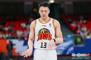 媒體人：遼寧和吉林關(guān)于姜宇星的交易確定談妥 交易合同已經(jīng)落筆