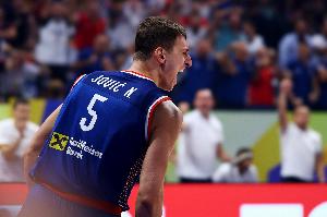 主力打卡你記首功！約維奇16分鐘8中6&18分4板6助 首節(jié)16分搶開(kāi)局