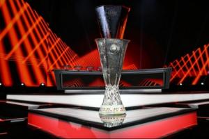 ??歐聯(lián)聯(lián)賽階段對陣：羅馬碰里爾 維拉戰(zhàn)薩爾茨堡 森林遇波爾圖