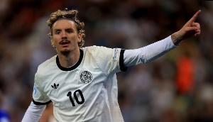 斯圖加特CEO：拜仁對沃爾特馬德的報價，與紐卡的成交價差距很大