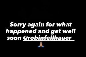 ????博伊社媒：再次為所發(fā)生的事道歉，希望費(fèi)爾豪爾早日康復(fù)