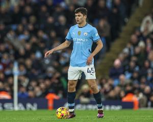 戰(zhàn)布萊頓胡桑諾夫小腿受傷，需2周恢復(fù)&將退出烏茲別克斯坦國家隊(duì)
