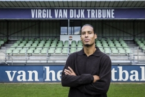 青訓(xùn)之光！范迪克青訓(xùn)母隊威廉二世以其名字命名看臺