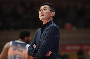 劉煒：已確定外援勞森+納托爾 王薪凱有望加盟 會(huì)給馮傲上場(chǎng)時(shí)間