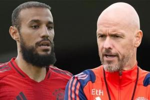 馬茲拉維：滕哈赫離隊(duì)確實(shí)很難受，當(dāng)初來曼聯(lián)有一部分也是因?yàn)樗? >
                                        </div>
                                    </div>
                                    <div   id=