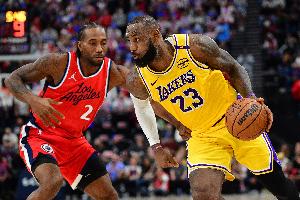 舊事重提！萊昂納德舅舅及其團隊曾向猛龍和湖人索要不正當利益