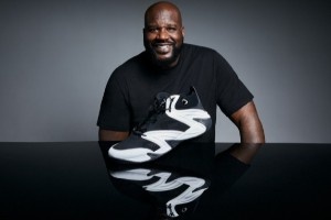 真有創(chuàng)意！奧尼爾推出本人球鞋外觀的軟糖 此前還推出笑臉造型