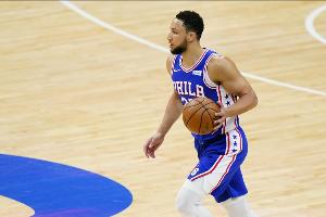 貝弗利：本西一開始是和詹姆斯做對比的 若非去費城他可能打3號位