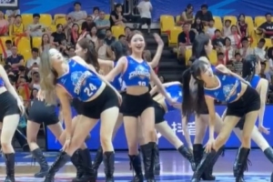 青春活力！媒體人曬NBL長沙勇勝啦啦隊(duì)的舞蹈表演視頻