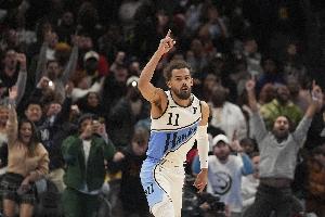 夸梅：吹楊的數據確實亮眼 但我寧愿選擇費舍爾 他總能為隊友補位