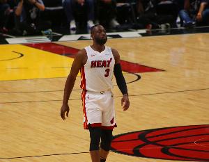 韋德：每個(gè)人退役后都覺得自己比實(shí)際上更厲害了 包括我自己