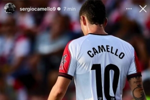 巴列卡諾前鋒因罵曼薩諾被紅牌罰下，社媒道歉：沖動(dòng)了，請(qǐng)求原諒