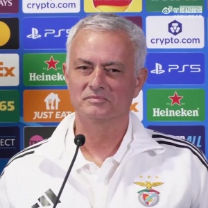 穆帥：很多俱樂部害怕而不掛前教練照片，切爾西做法說明他們偉大