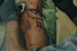 一直都穿11號！特雷-楊新增高中&大學校隊球衣紋身