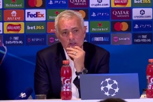 穆帥：藍軍是我生命的一部分，我執(zhí)教成就太大以至于被認為有魔法