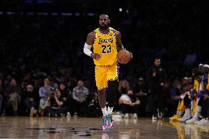 Skip：湖人以為合同年會激發(fā)全力詹 但詹姆斯的回應(yīng)是“去你的”