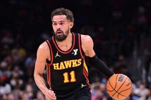 游刃有余！特雷-楊上半場(chǎng)5中3得9分2板7助 三分3中2