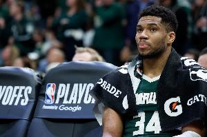 凱印隕落！雄鹿裁利指導(dǎo)簽特納 白菜價(jià)留四將躋身東部第一梯隊(duì)？