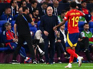 球員優(yōu)先考慮俱樂部？德拉富恩特：絕無可能，球員健康永遠優(yōu)先