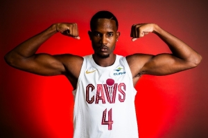 費爾頓：莫布里要有加內特的心態(tài) 他需要每晚都成為那個混蛋