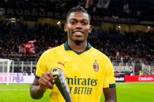 梅開二度！官方：萊奧當選米蘭2-1佛羅倫薩的全場最佳球員