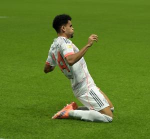 埃貝爾：迪亞斯能進(jìn)球能助攻還很能跑，未續(xù)約穆勒不是錢的問題